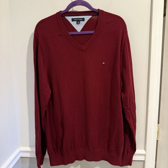 Tommy Hilfiger Men's Red V-Neck Sweater Long Sleeve Outerwear Flag Logo sz‎ XL - Picture 1 of 8